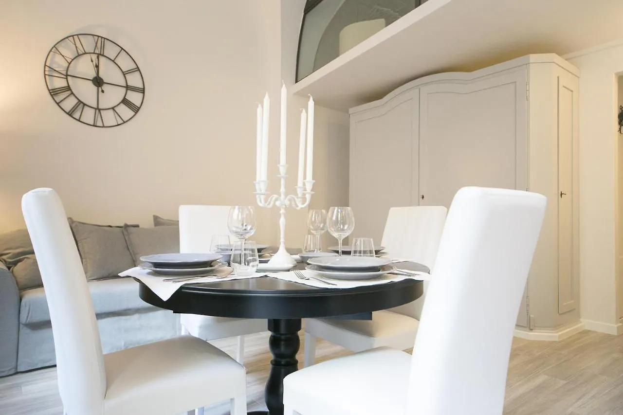 Cynthia'S Garden - Apartment With Private Garden In Santa Croce Florens