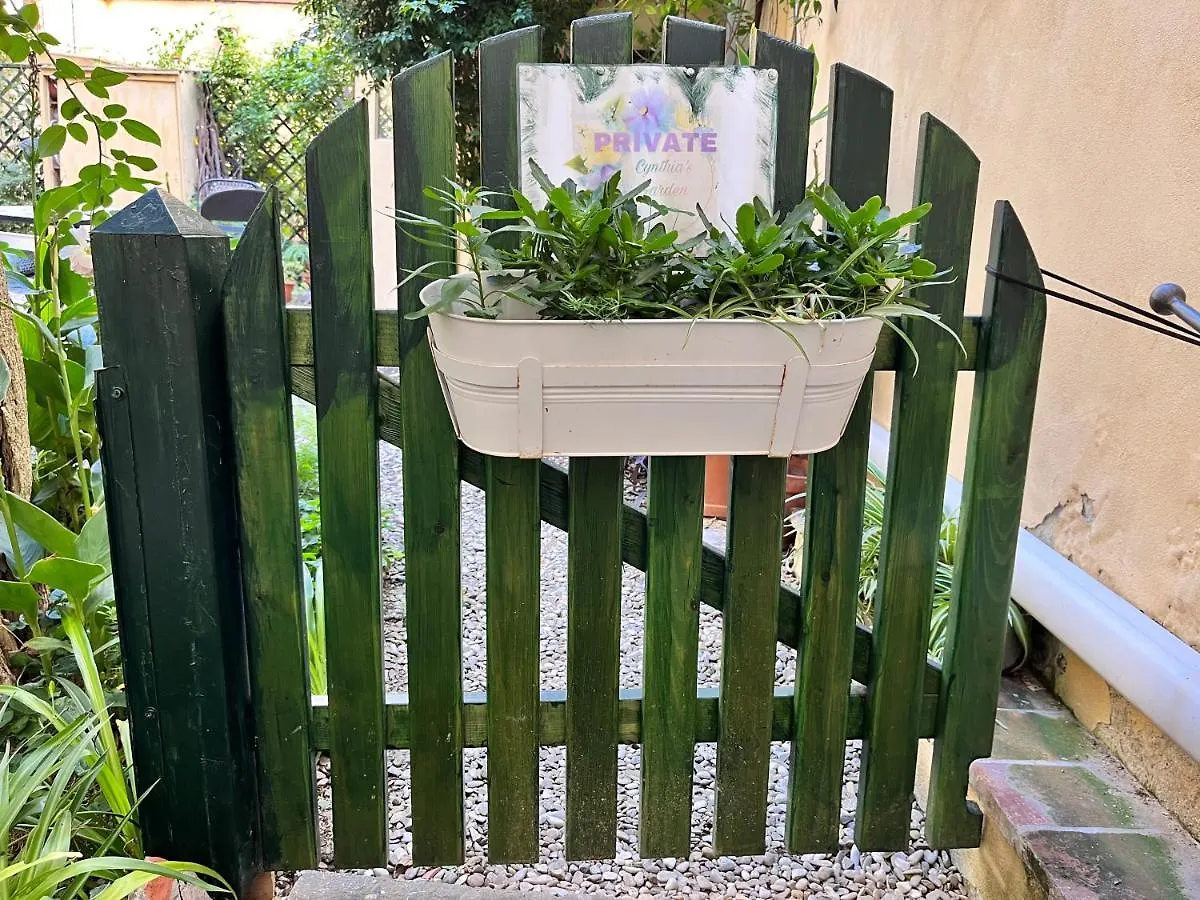 Cynthia'S Garden - Apartment With Private Garden In Santa Croce Florens Italien
